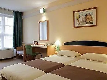 Ibis Altstadt Hotel 2*