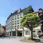 Ibis Altstadt 2*