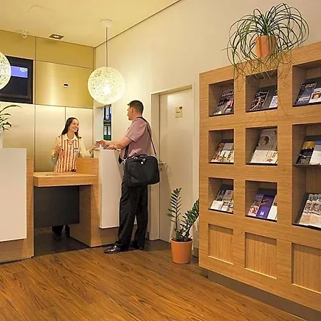 Ibis Altstadt Hotell 2*