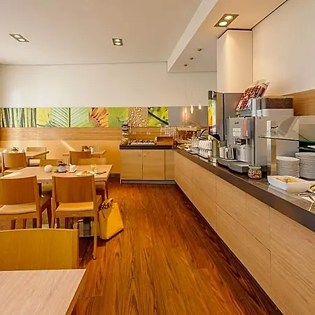 Ibis Altstadt Hotel