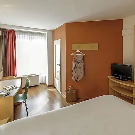 Hotell Ibis Altstadt
