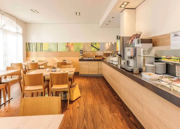 Ibis Altstadt 2*