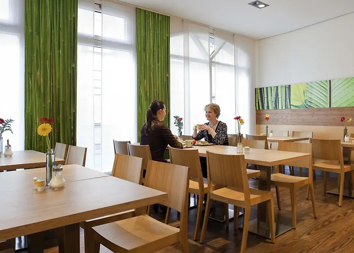 Hotel Ibis Altstadt 2*